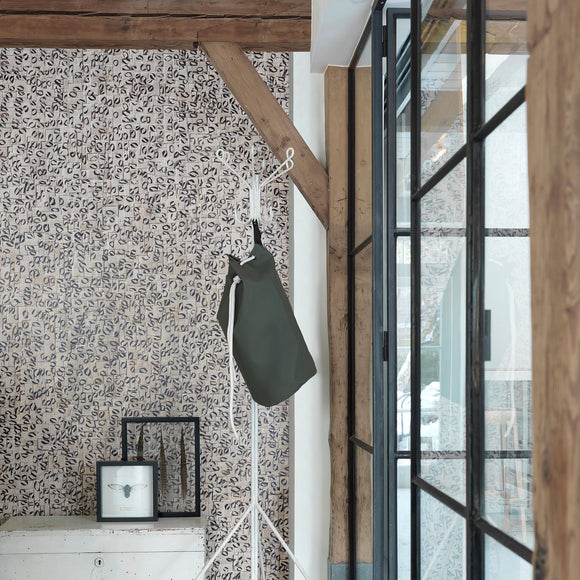 REM-04_impression_HiRes Crop Bottom_Right Sceno Shopify.jpg